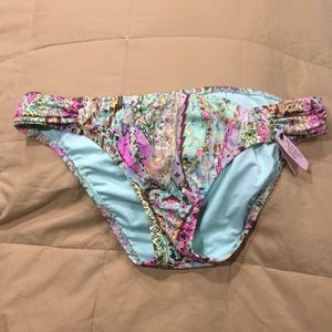 Bikini swim bottom Sz-Lg Victoria Secret NWT